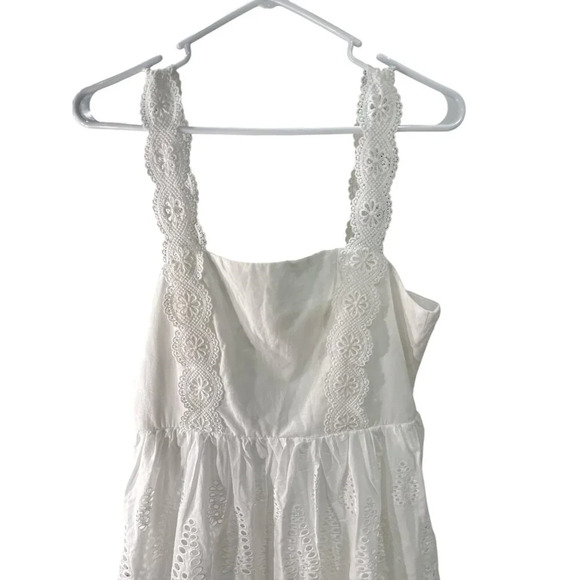 Just Me Tiered Lace Eyelet Maxi Dress White Size Large, Pre-Owned EUC - Picture 2 of 7